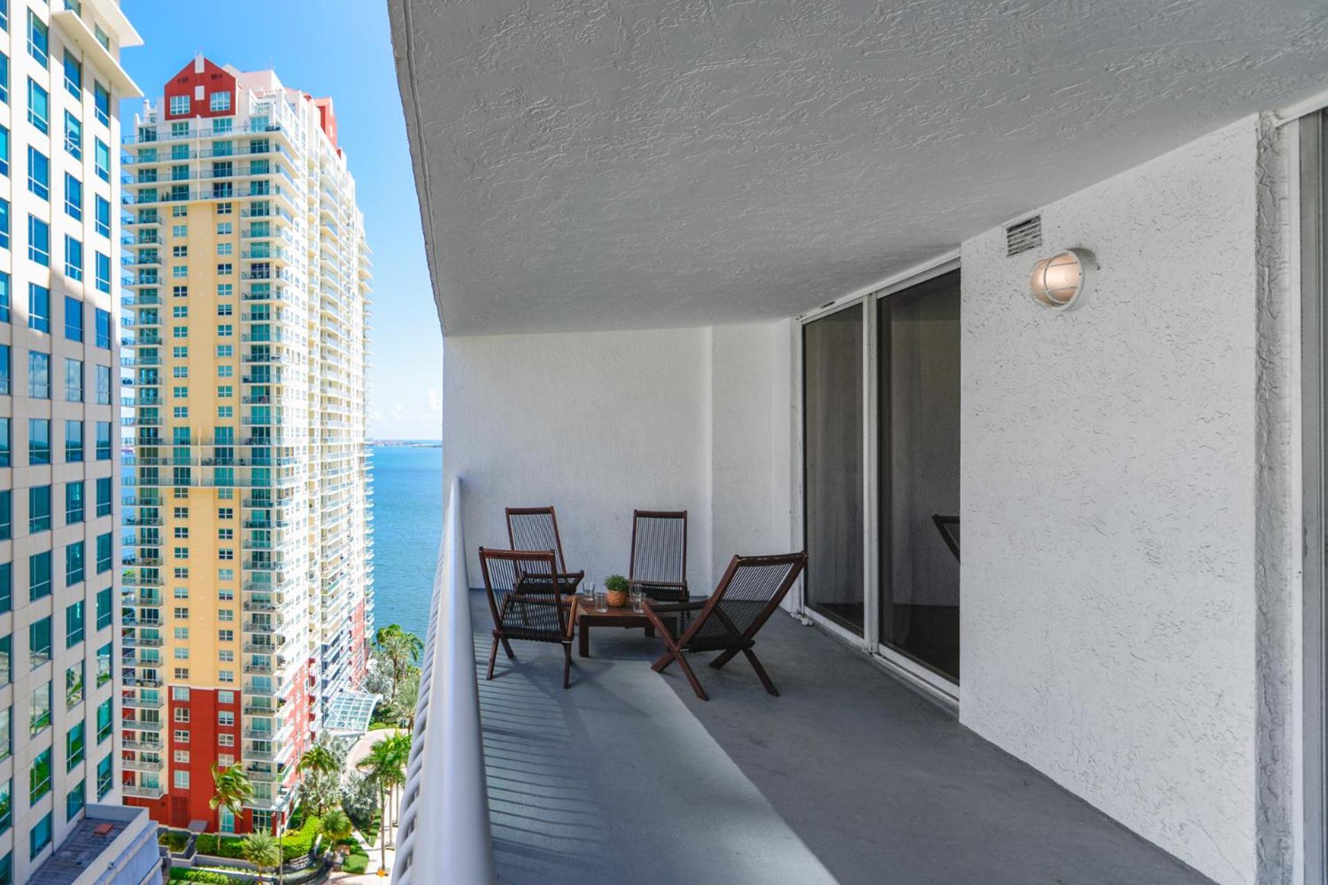 Wonderful Condo In The Heart Of Brickell With Pool Miami Extérieur photo